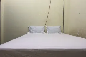 Hotel O Lembah Sriti Homestay Near Sirkuit Motor Cross Internasional 459 Lantan - Habitación