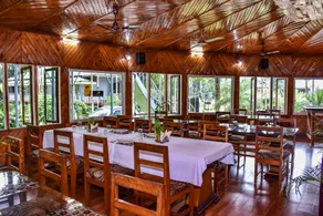 Aranya Jungle Resorts - Restaurante