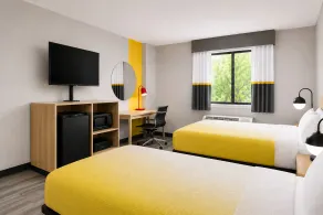 Super 8 by Wyndham Champaign - Chambre