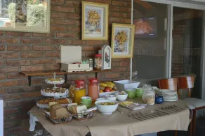 Posada Bernies - Servicio de comidas en la habitación