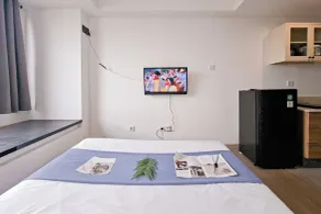 Comfortable Studio At Apartment Collins Boulevard - Chambre