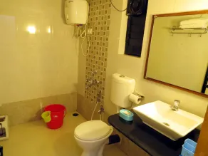 Blue Sea Beach Resort - Bathroom