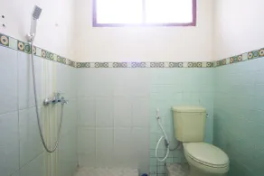 RedDoorz Syariah @ Jalan Gajah Mada - Salle de bain