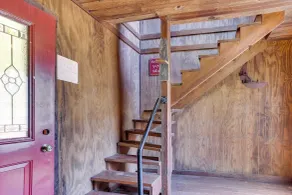 Dreamy Indiana Cabin Rental w/ Shared Amenities! - Innvendig