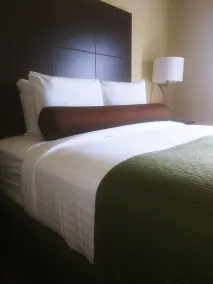 Cobblestone Hotel & Suites - Harborcreek - Room