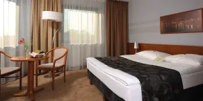 City Hotel - Room