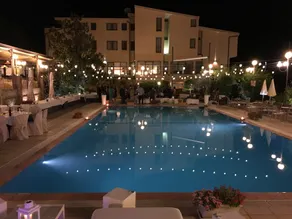 Riviera Hotel - Pool
