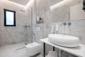 Hotel Mediterrane - Bathroom