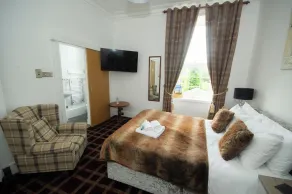Haughton Arms Hotel - Værelse