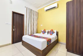 FabHotel Aqueens Plaza - Near Jawahar Circle, Patrika Gate - Chambre