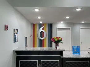 Motel 6 West Columbia SC Airport - Hall