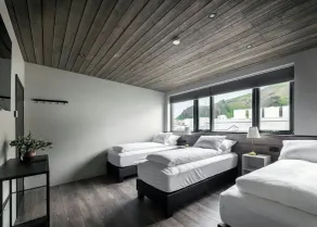 Pier Apartments - Room