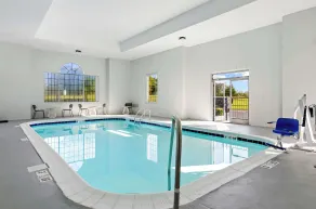Spark by Hilton Winston-Salem University - Pool