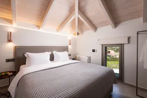 Reveli Suites - Room