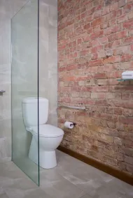 Best Western Melbourne City - Bathroom