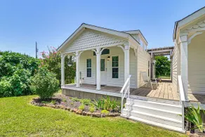Private Pavilion: Countryside Cottage in Celina! - Interior
