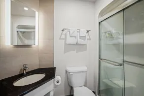 Days Inn by Wyndham Riviere-Du-Loup - Salle de bain