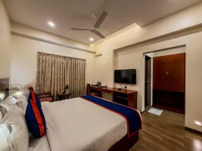 Zip By Spree Hotels Kolhapur - Room