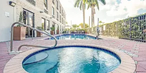 Holiday Inn Express Hotel & Suites Clewiston by IHG - Pool