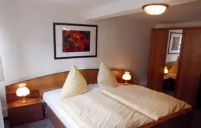 Hotel garni am Thüringer KloßTheater - Quarto