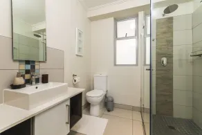 The Apex On Smuts - Bathroom