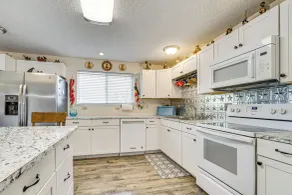 Hike & Explore: Retreat w/ Scenic Views in Selah! - Innvendig
