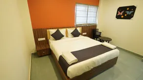 Hotel Hive Inn - Kozhikode - Room