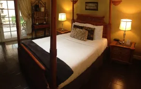 Glen Ellen Inn Secret Cottages - Zimmer