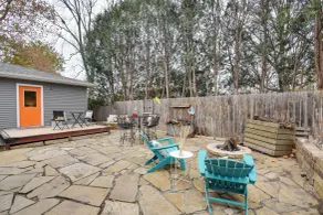 Eclectic Iowa City Cottage w/ Fire Pit! - Interiør