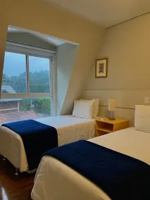 Flats Chateau Campos do Jordão em Capivari com lareira - Room