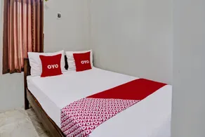 OYO 92541 Suny Kost Syariah - Room