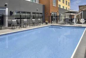 Fairfield Inn & Suites by Marriott Santa Rosa Rohnert Park - Piscine