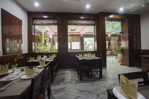 Airport Hotel Olive & Blue - Restaurant