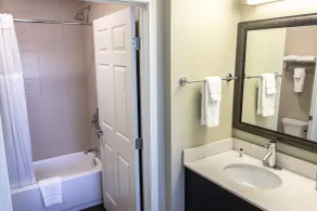 Staybridge Suites Minot by IHG - Salle de bain