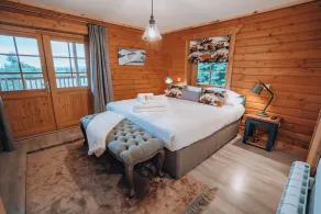 Merklands Wood Luxury Lodges - Room