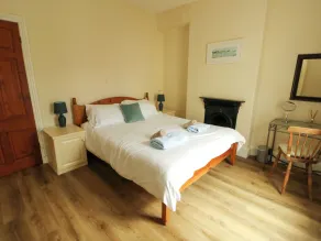 1 Castle Row - Room