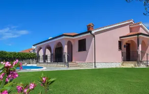 Amazing Home in Dracevac With Outdoor Swimming Pool, Wifi and 3 Bedrooms - Piscina