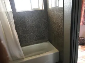Valley Motel - Bathroom