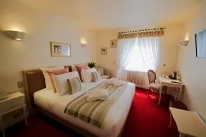 Hotel Restaurant Le Centenaire - Zimmer