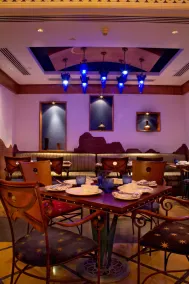 Radisson Blu Marina Hotel Connaught Place - Restaurant