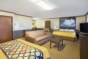 Super 8 by Wyndham New Hampton - Habitación