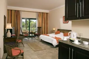 Swiss Inn Plaza Hotel - Chambre
