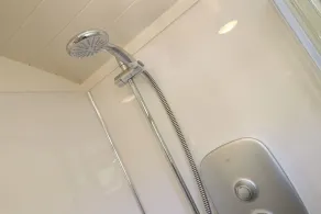 Bosulla Shepherds Hut - Bathroom