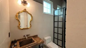 Maximo Mexico Roma - Bathroom