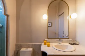 Manuscript - Jhilwara Haveli - Badezimmer