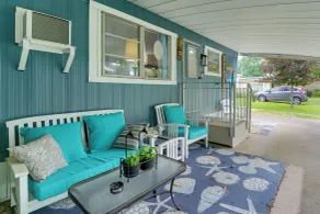 Cozy Fall Escape: Fire Pit, Bikes, & Pets OK! - Innenbereich