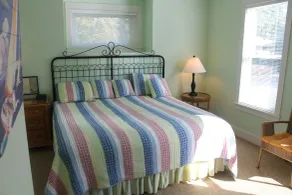 Captain's Cottage Suites - Chambre