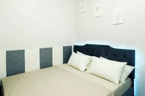 Sapphira Manor Luxurious Condo by the Bay - Room