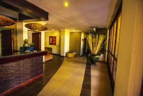 Coyotes Hotel & Conference Centre - Reception