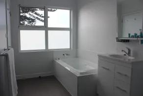 Beach Hotel - Baño